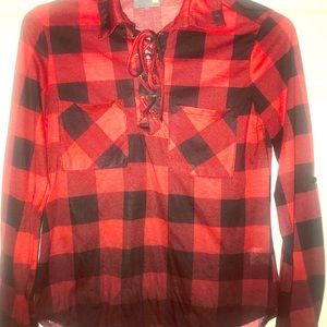 🔴⚫️ Wishful Park Plaid Women’s long Sleeve top S.